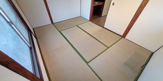 第2小泉荘の和室