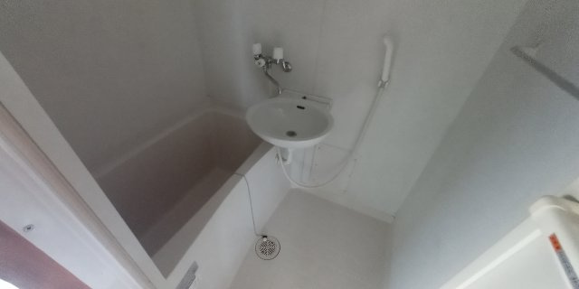 第2小泉荘の浴室