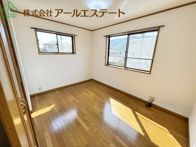 姫路市砥堀　　JR播但線「砥堀駅」徒歩9分の洋室