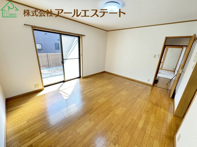姫路市砥堀　　JR播但線「砥堀駅」徒歩9分の居間・リビング