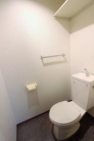 ラフィネコウテンのトイレ|参考写真です。現況優先。