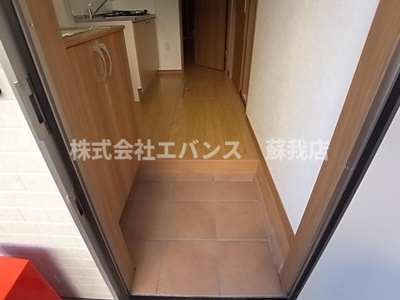【玄関】 | プランドール葛城 | 収納もある玄関です