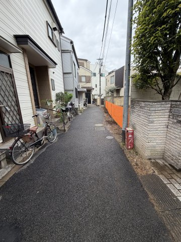 文京区本駒込３丁目売地の前面道路含む現地写真
