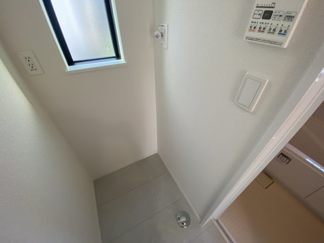 東久留米市南沢4丁目2工区のランドリースペース