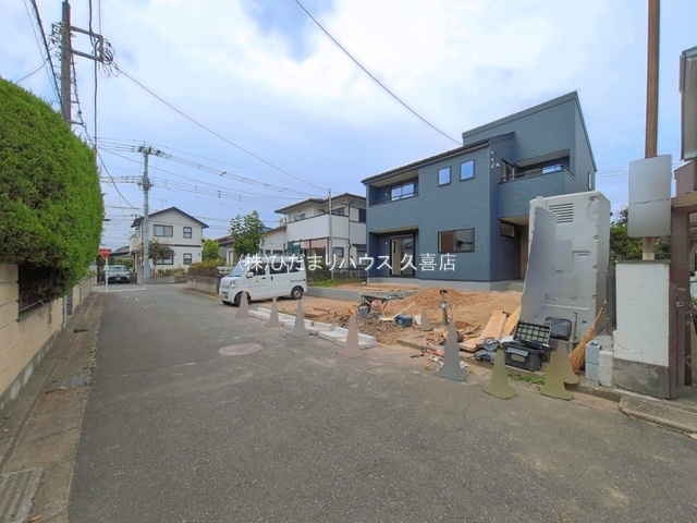 蓮田市椿山第10　新築一戸建ての前面道路含む現地写真|2026/08/21　撮影