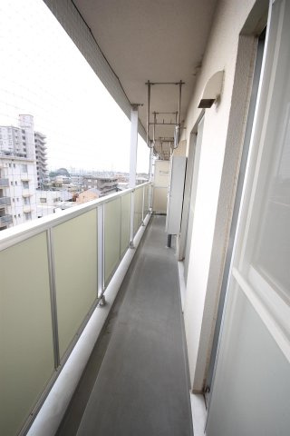コンチェルト東合川Ⅱのバルコニー|落ち着いた時間を過ごせるバルコニーです