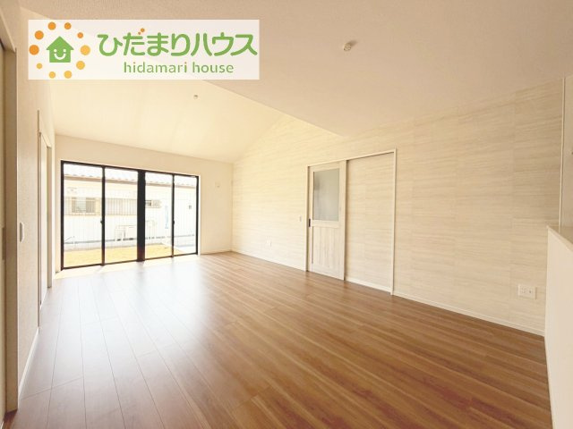 【居間・リビング】 | 土浦市板谷6期　新築戸建 | 早くお仕事終わらせて、家に帰りたくなるようなリビングです(^^♪