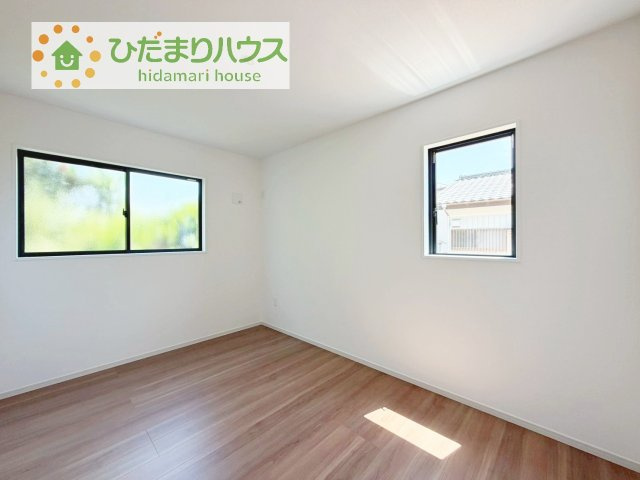 【洋室】 | 土浦市板谷6期　新築戸建 | リビングと続き間設計の洋室♪