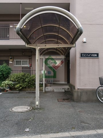 TCハイツ田無のエントランス