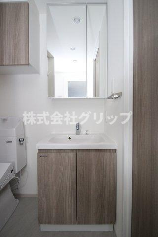 プレール・ドゥーク横濱子安の独立洗面台
