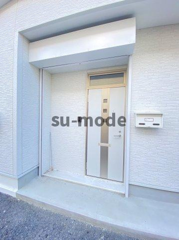 庄西テラスハウスのエントランス