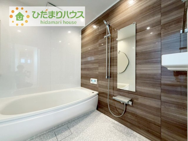 【浴室】 | 坂東市馬立　中古戸建 | 大人が足を伸ばしても十分な広さ！一人でゆっくりくつろぐ時間も大切です！