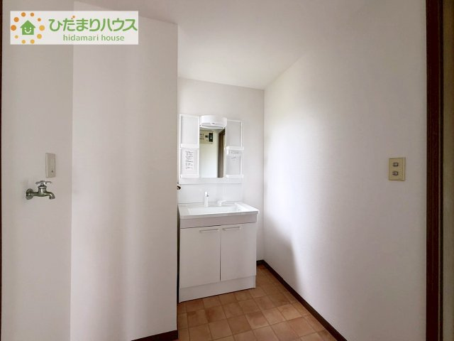 【独立洗面台】 | 阿見町阿見　中古戸建 | シンプルで使い勝手の良い独立洗面台！