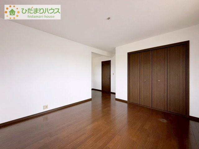 【寝室】 | 阿見町阿見　中古戸建 | ゆとりのある主寝室！ご家族全員で寝れちゃいます♪
