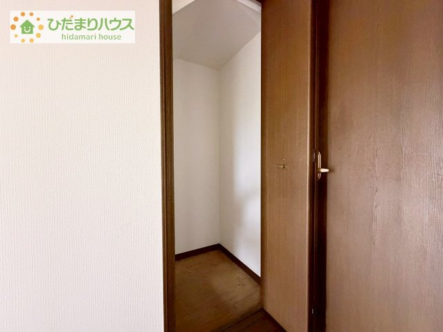 【その他】 | 阿見町阿見　中古戸建 | 収納場所に困る掃除機や掃除用具はこちらへ！！