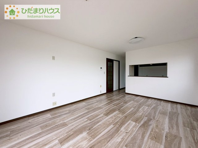 【居間・リビング】 | 阿見町阿見　中古戸建 | 早くお仕事終わらせて、家に帰りたくなるようなリビングです(^^♪