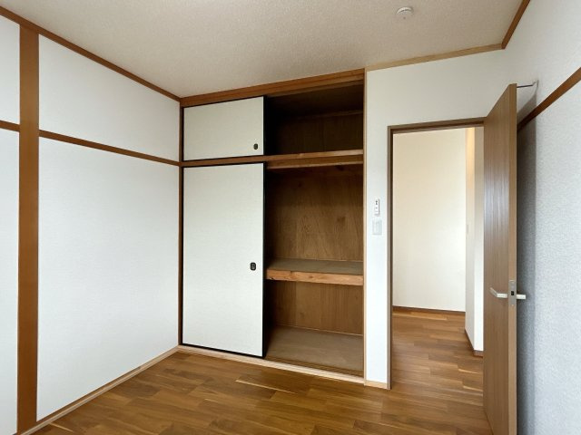 都城市吉尾町の中古一戸建の収納
