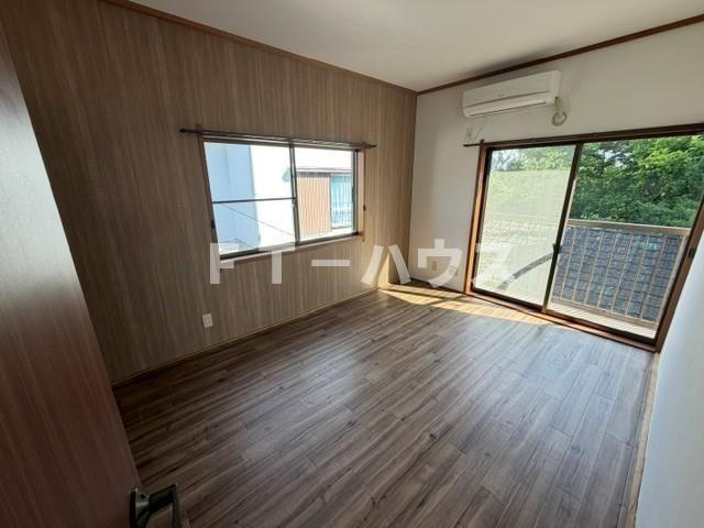 馬込町貸家の寝室