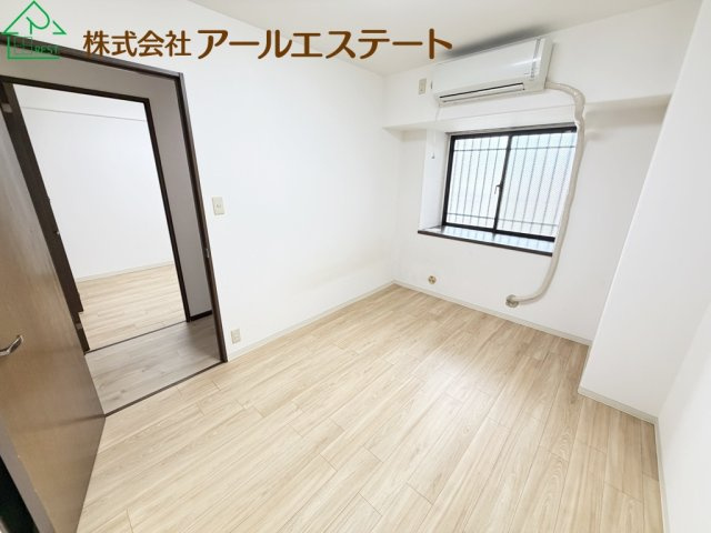 エンブレイス姫路手柄東　　　山陽電鉄「手柄駅」徒歩9分の寝室