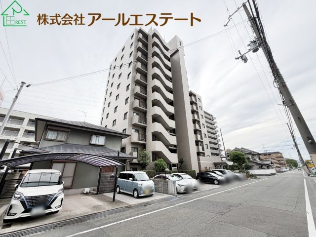 エンブレイス姫路手柄東　　　山陽電鉄「手柄駅」徒歩9分の外観