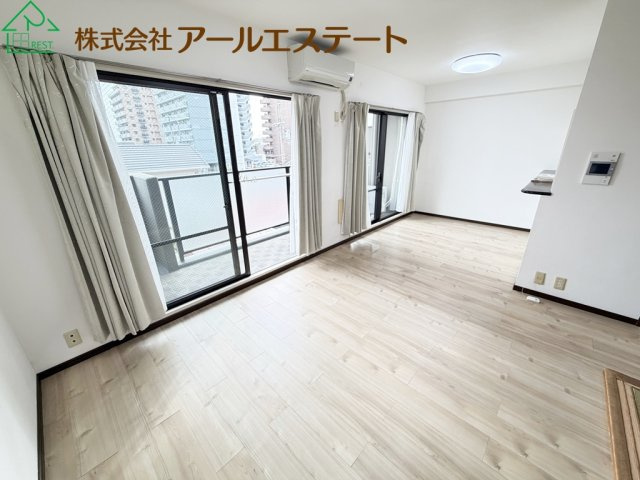 エンブレイス姫路手柄東　　　山陽電鉄「手柄駅」徒歩9分の内装