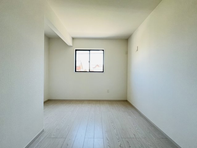 刈谷市野田町西屋鋪50番1の一部『仲介手数料無料』新築戸建ての洋室