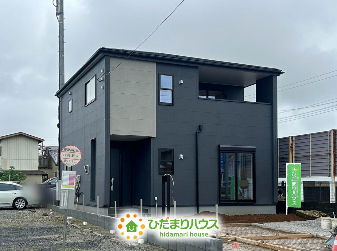 白岡市篠津第3　新築一戸建て　リーブルガーデン