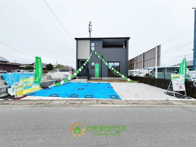 白岡市篠津第3　新築一戸建て　リーブルガーデンの駐車場