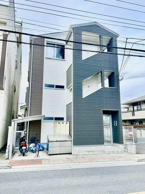 ウエストガーデン坂戸の外観