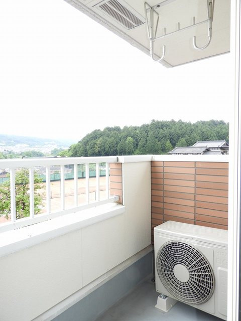 ベル・ラフレシールのバルコニー|バルコニー