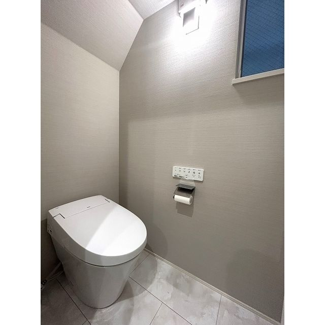文京区小石川１丁目戸建のトイレ