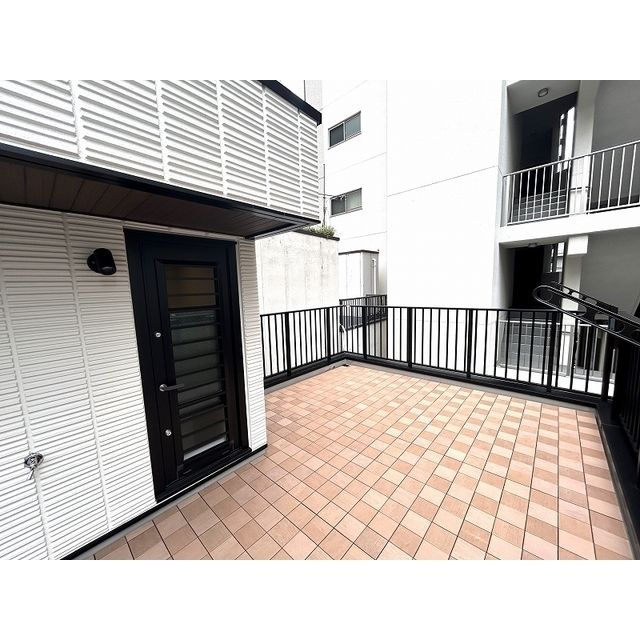 文京区小石川１丁目戸建のバルコニー