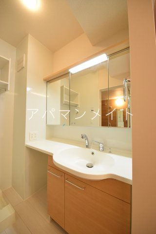 【洗面所】 | エクレール原宿 | シャンプードレッサー！
