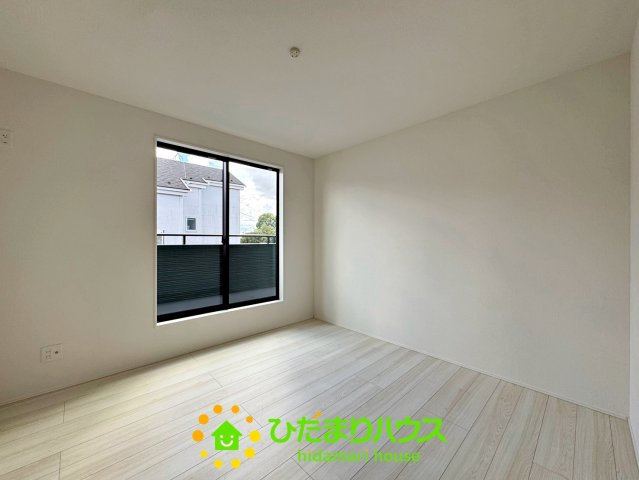 久喜市栗原6期　新築一戸建ての洋室