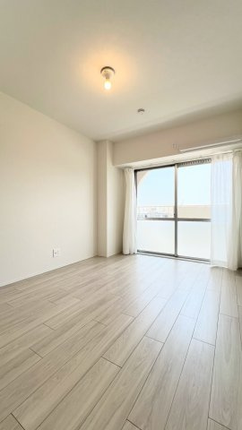 日商岩井上甲子園マンションの寝室|洋室
