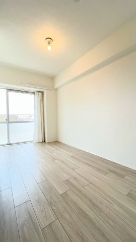 日商岩井上甲子園マンションの子供部屋|洋室