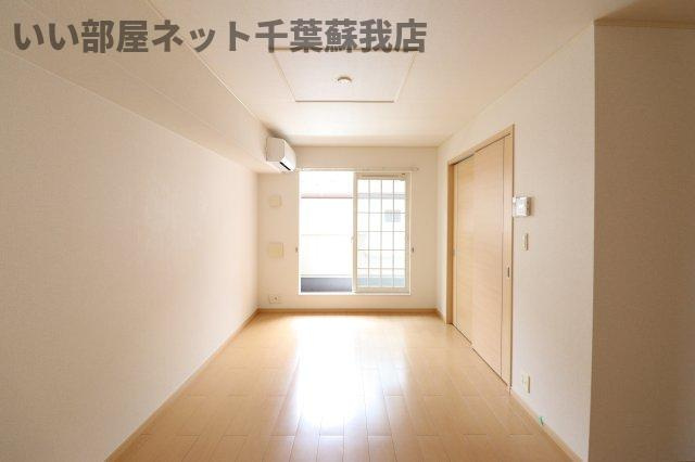 サンハイツの居間・リビング|ゆったりとした居間です