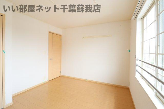 サンハイツの寝室|使い勝手のいい寝室です