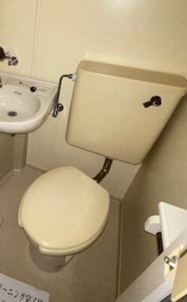 横浜市西区浅間台の賃貸マンションのトイレ