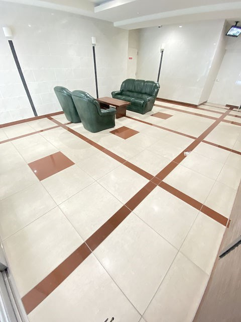 大阪市淀川区加島３丁目の賃貸マンションのロビー|ゆとりのあるロビーです
