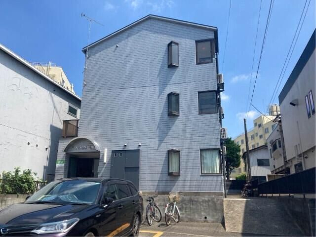 町田市鶴川５丁目の賃貸マンションの外観