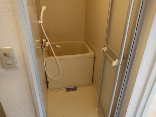 町田市鶴川５丁目の賃貸マンションの浴室