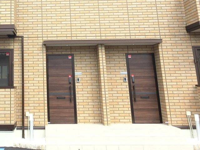 ベリーのエントランス|当社、チルホームのHPもご覧ください(^^)/物件情報多数♪