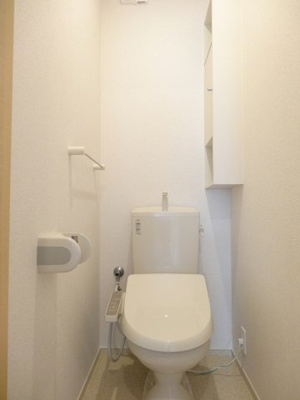 【トイレ】 | アヴァンセＢ | 清潔感のあるトイレです
