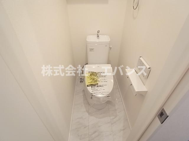 【トイレ】 | Kolet千葉葛城 | 落ち着いた色調のトイレです