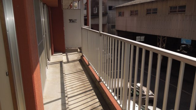江崎第７ビルのバルコニー