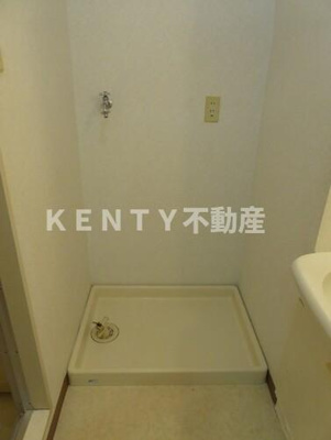 【その他】 | ライオンズマンション多摩川緑地 | その他設備：室内洗濯機置場 ※前回募集時2014年7月撮影の写真     （2014年7月撮影）