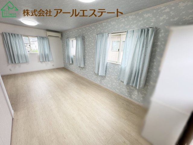 姫路市豊富町御蔭　　中古戸建の寝室
