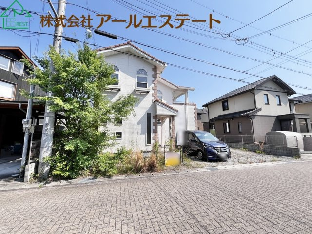 姫路市豊富町御蔭　　中古戸建の前面道路含む現地写真