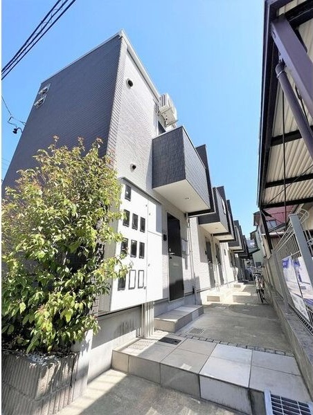 リュミエ本陣の外観